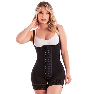 Fajas Colombianas body shaper 083 Girdle with 4 line hooks closure, semi covered back, middle leg, butt lifting effect